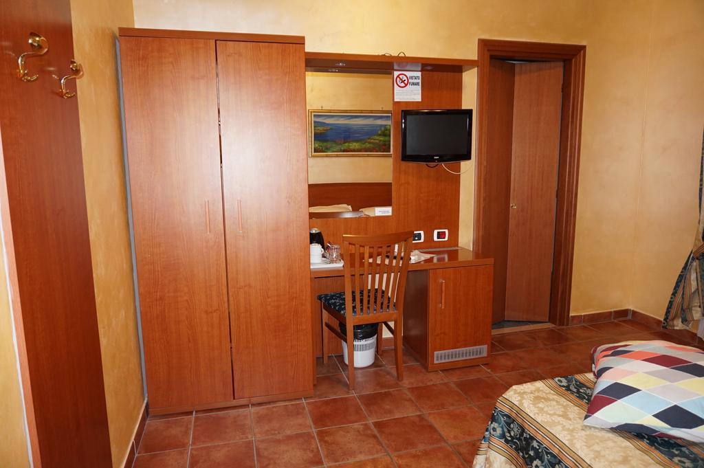 Hotel Maryelen Řím Pokoj fotografie